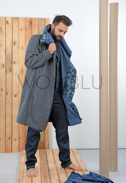Indigo-Mantel aus Harris Tweed (100% Wolle)-überlappende Breitrevers: Leinen und handbedruckte BW