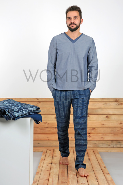 Indigo-schliches Schlupfhemd (BW), klassische Hose aus handbedruckter Baumwolle mit Blaudruck