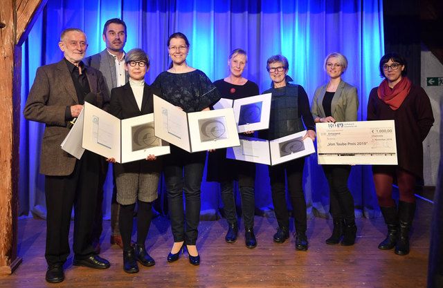 Von Taube Preis_Gruppenbild mit allen Preisträgern_Copyright © 2019 Kristin Schmidt